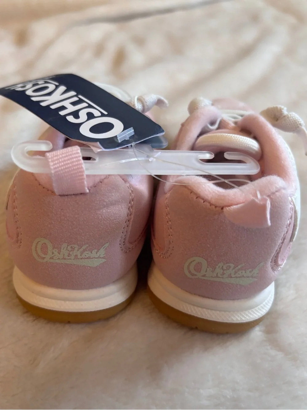 OshKosh B’gosh Blake-G Toddler Size 6 Pink Retro Sneakers Shoes NWT Vintage Look